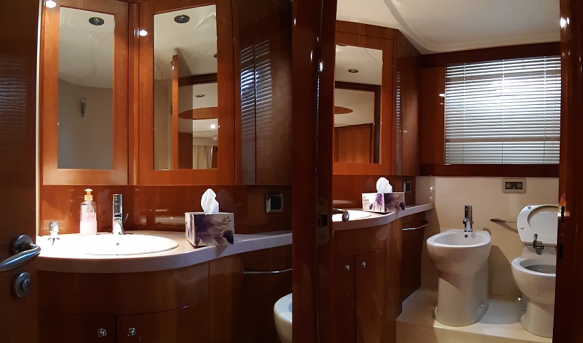 60ft yacht outer deck